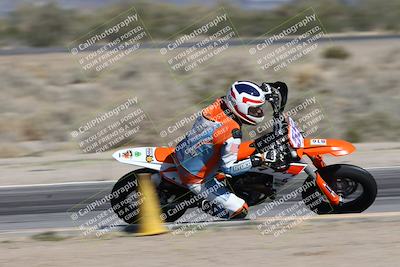 media/Jan-15-2026-Racers Edge (Thu) [[dfebeb70ab]]/3-B Group/Session 2 (Turn 15 Inside Pans)/